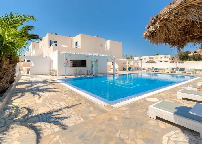 Petit Homme By Andreas *